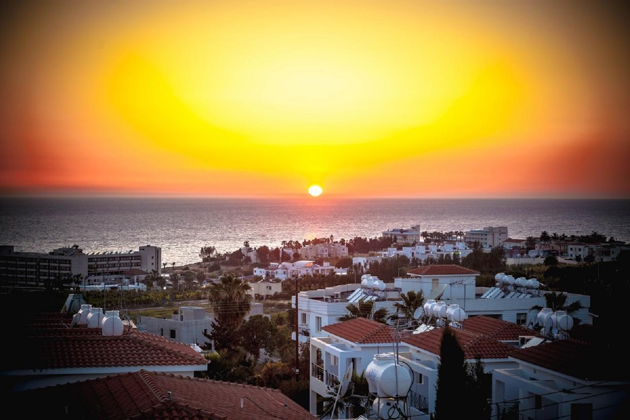 Villa Infinite Blu Пафос Екстериор снимка
